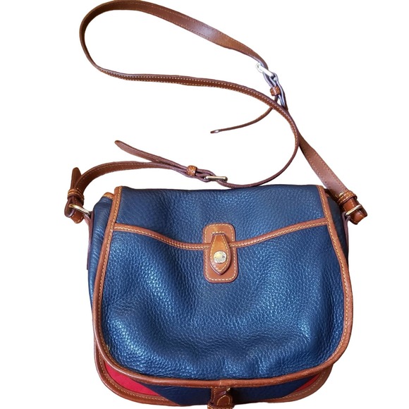 Dooney & Bourke All weather crossbody saddle bag authentic - Picture 2 of 8